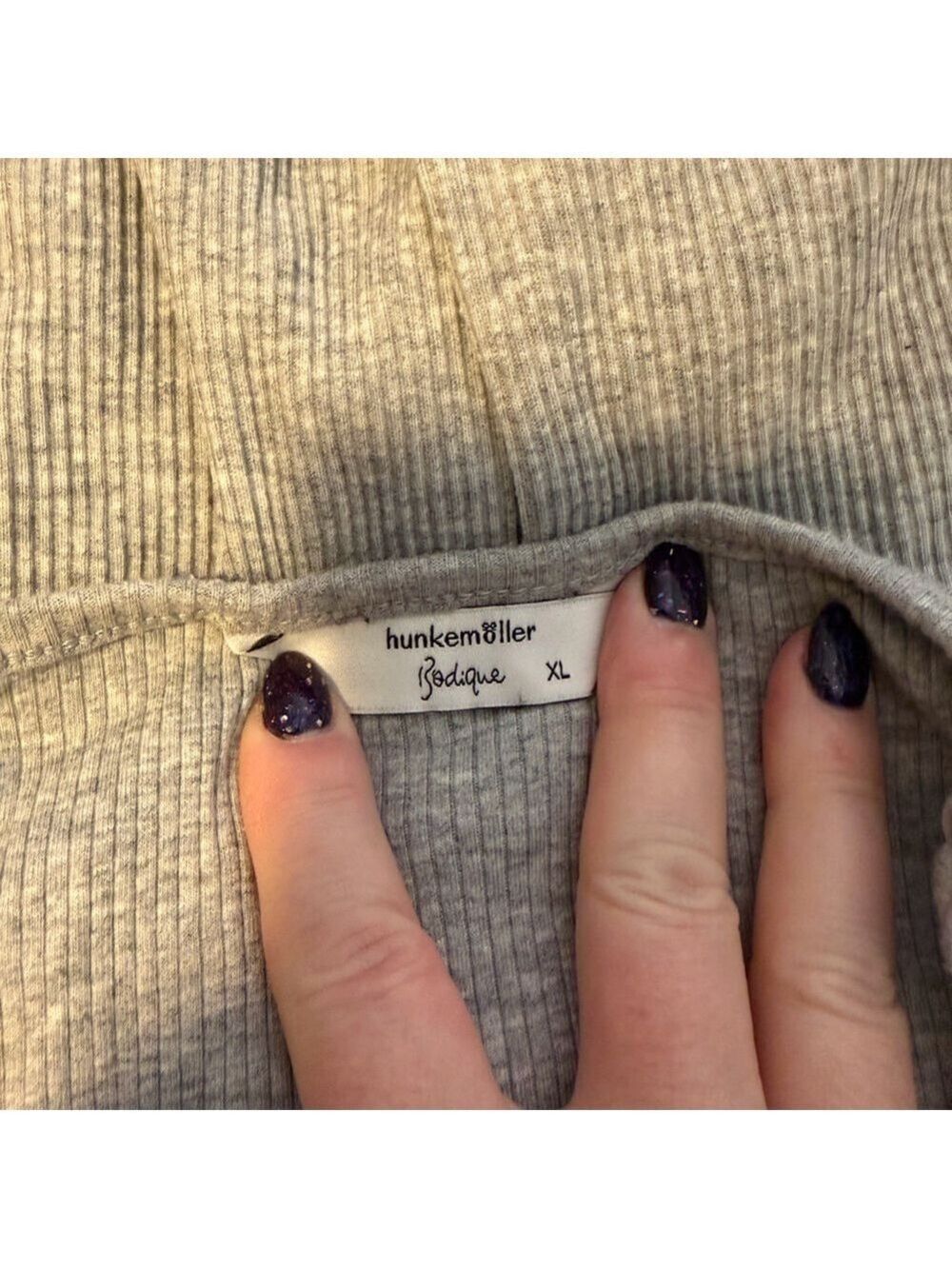 Gray Nightgown XL Like New - Picture 4 of 6